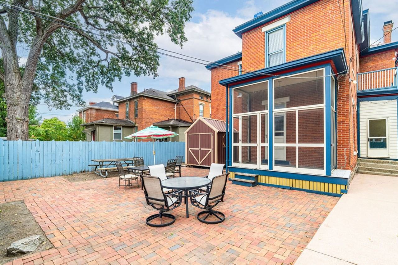 63 Smith Pl - Photo 7 of 50