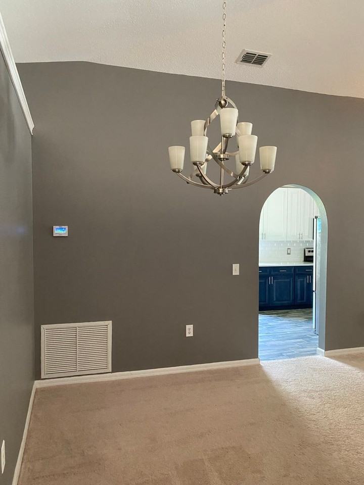 4346 Four Lakes Dr - Photo 5 of 34