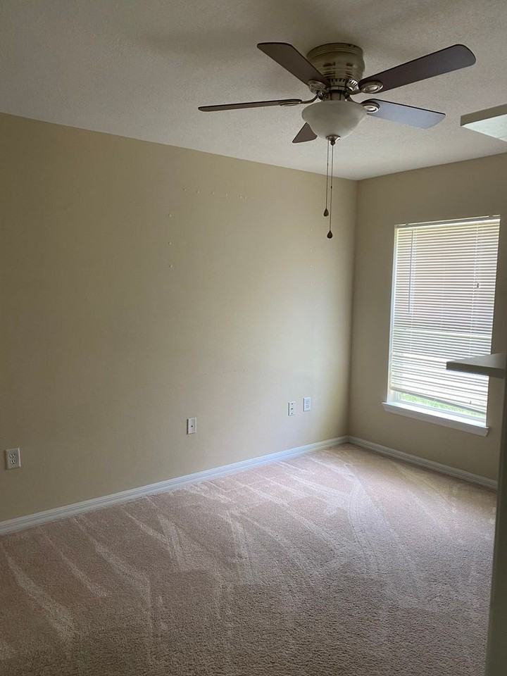 4346 Four Lakes Dr - Photo 6 of 34