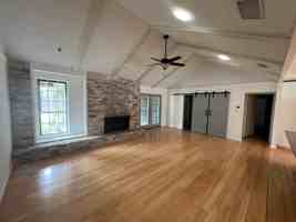 featured image of 2501 Berwyn Cir