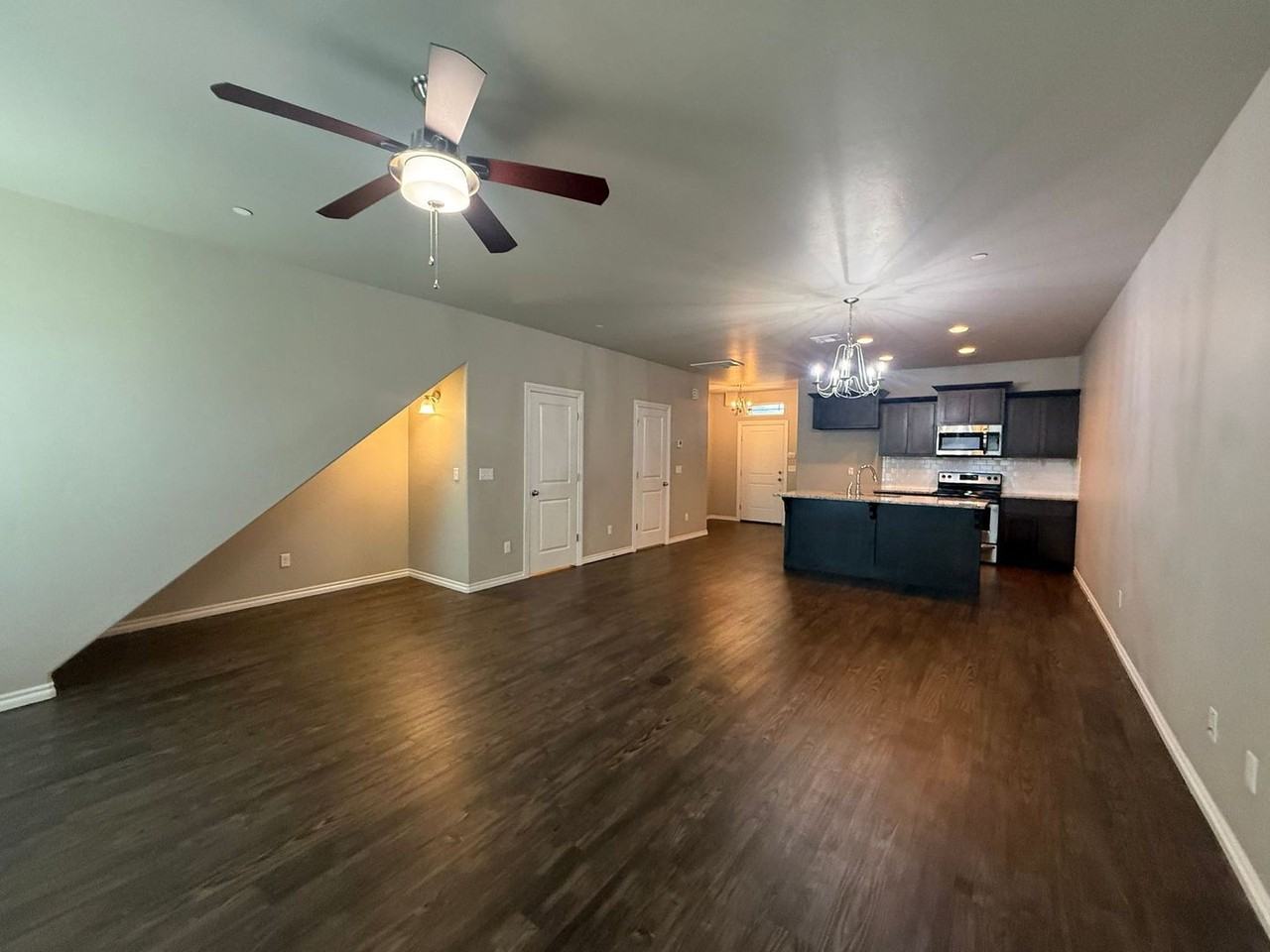 757 Sw 14th St - Photo 7 of 35