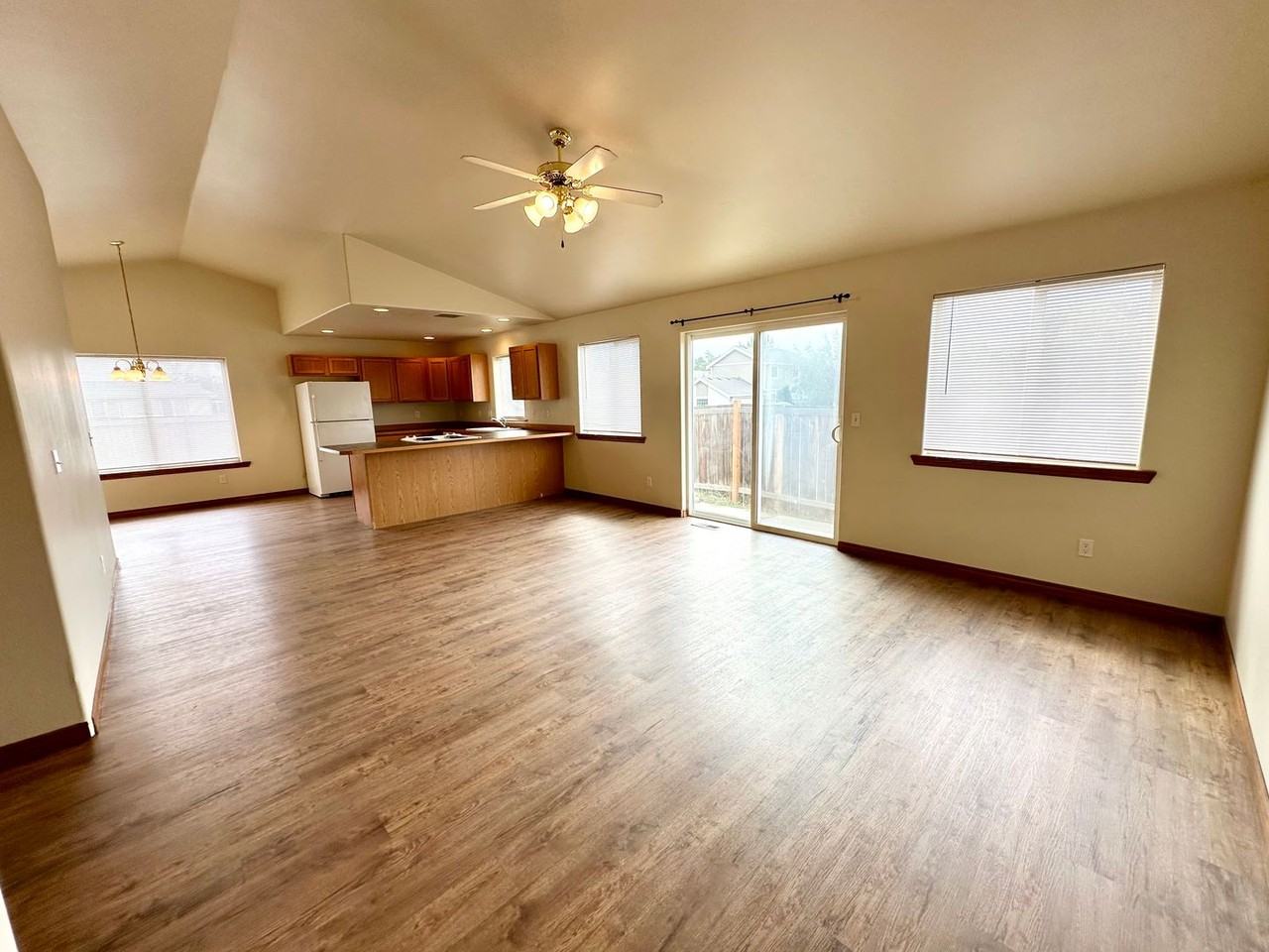 112 Joanna Place - Photo 5 of 29