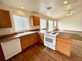 featured image of 112 W Joanna Pl