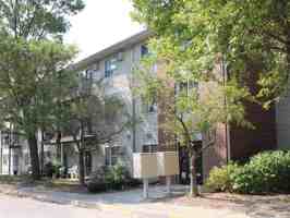 featured image of 6800 Sw 9th St Apt 3 #Apt 3