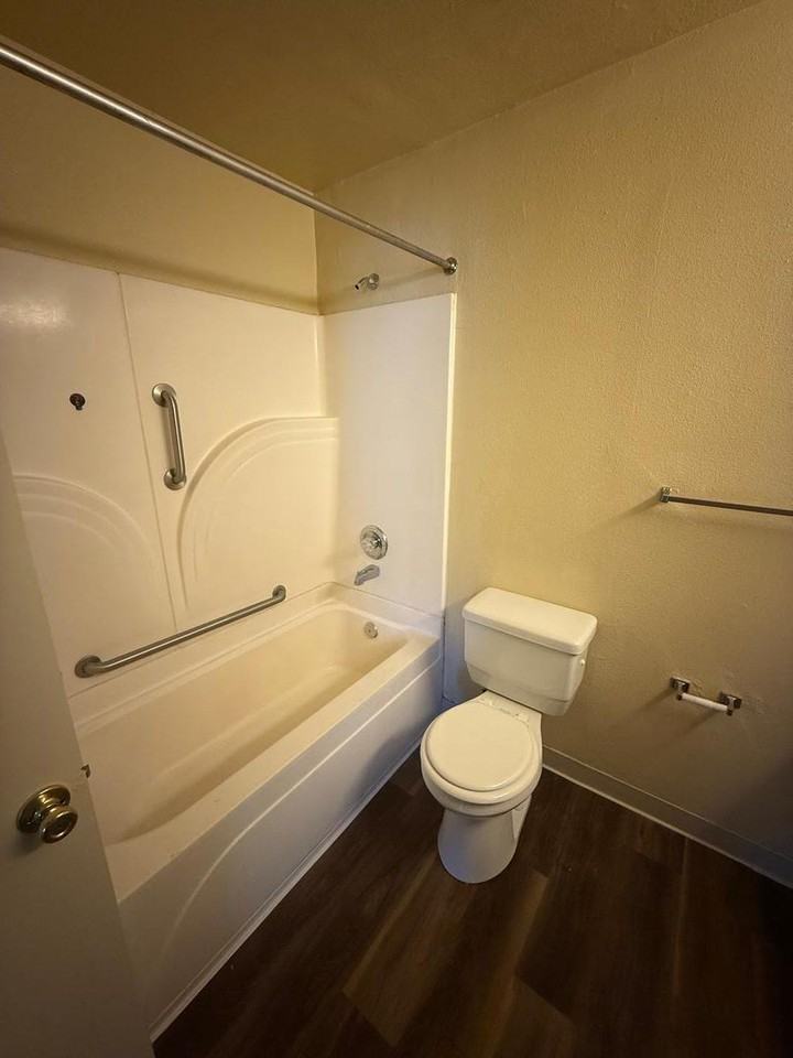 729 Nord Avenue - Photo 5 of 8