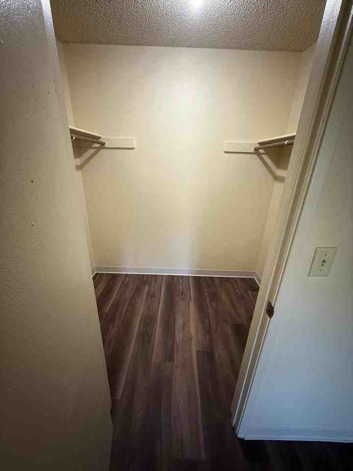 729 Nord Avenue - Photo 6 of 8