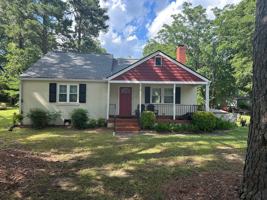 featured image of 523 Hilltop Dr