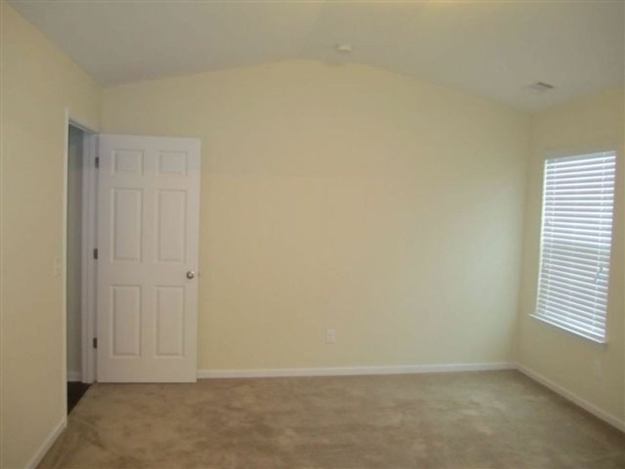 70 Bearing Cir - Photo 3 of 8