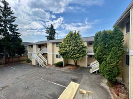 featured image of 1300 Texas St