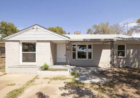 featured image of 1222 E Del Mar St