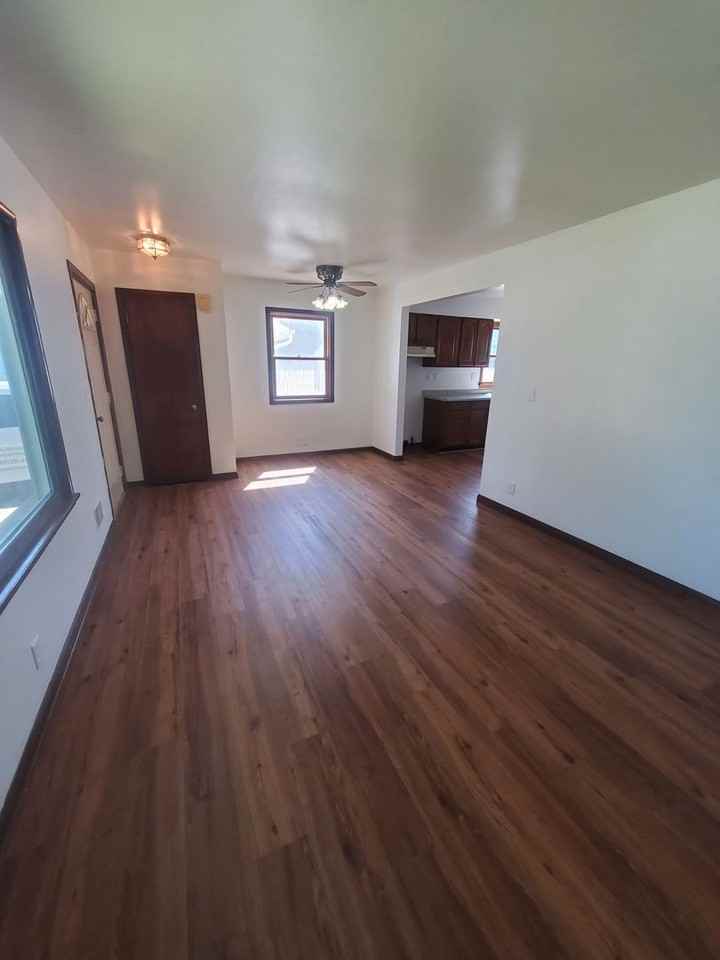 8105 W Colfax Ct - Photo 3 of 12