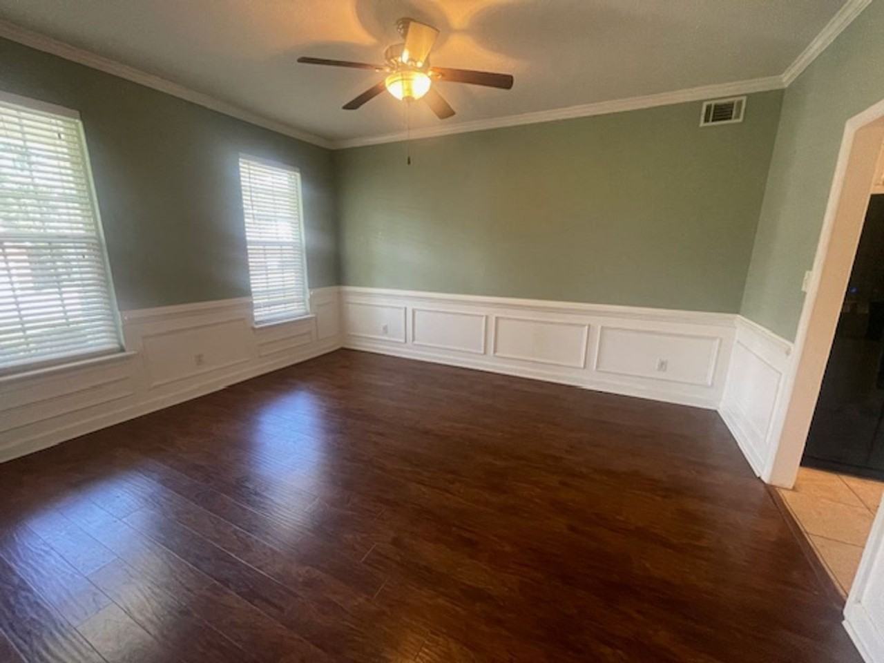 832 Prairie Lane - Photo 3 of 21