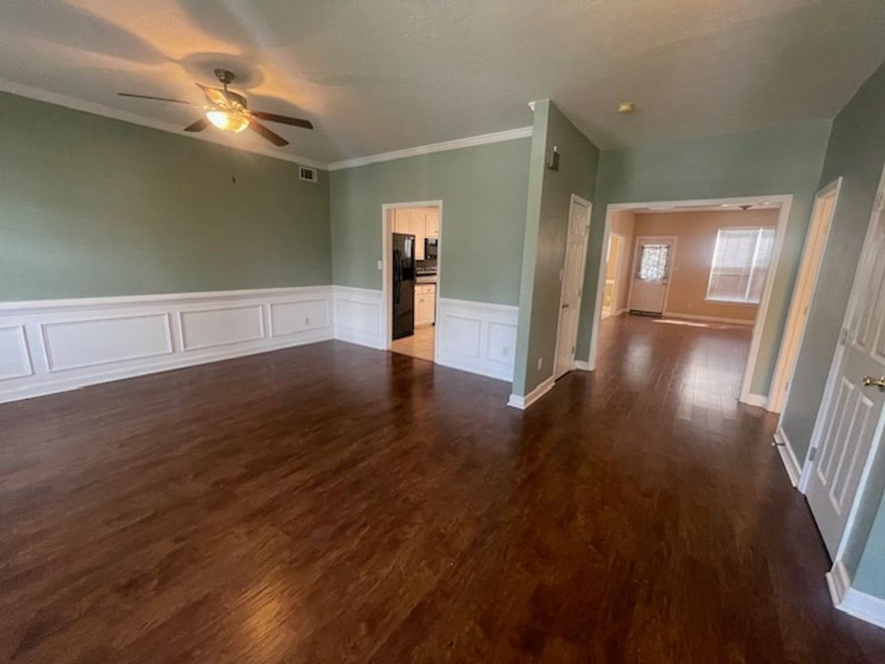 832 Prairie Lane - Photo 4 of 21