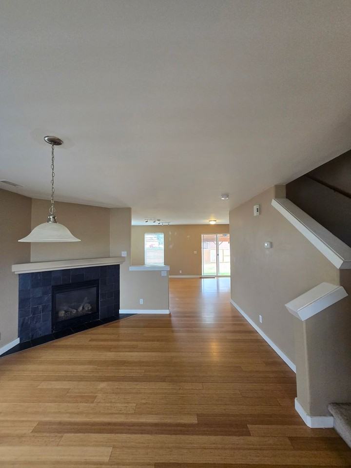 408 Myers St Se - Photo 3 of 22