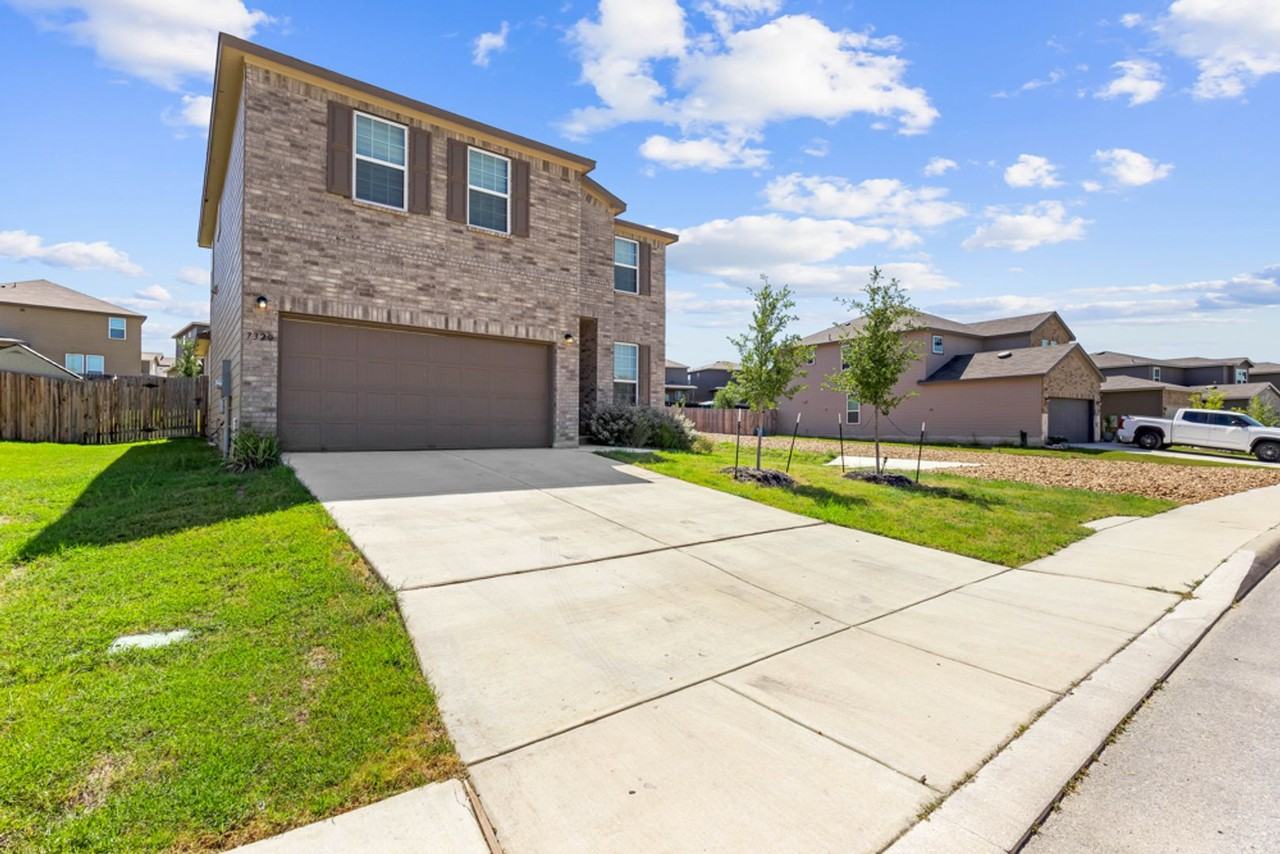 7320 Playa Crossing - Photo 3 of 28