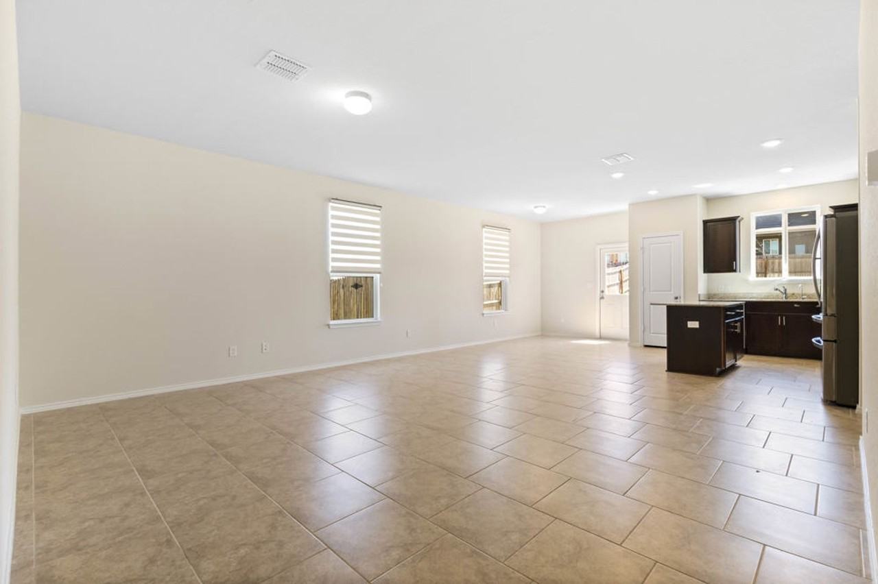 7320 Playa Crossing - Photo 7 of 28