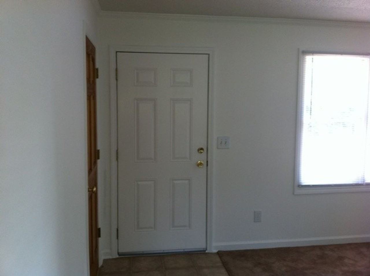 1410 E Lakeview Dr #6 - Photo 3 of 8