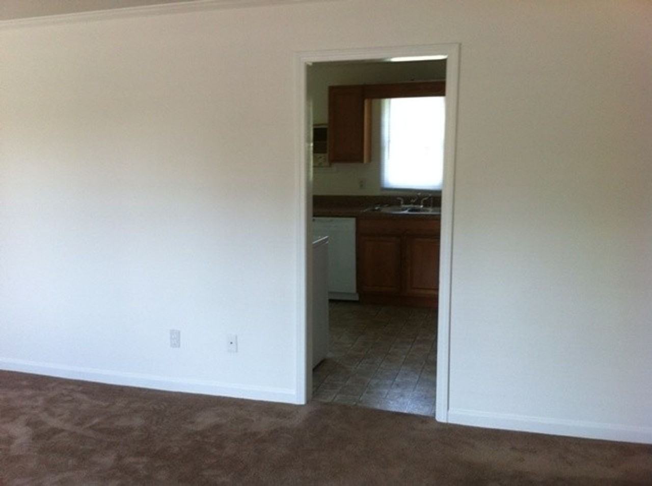 1410 E Lakeview Dr #6 - Photo 4 of 8