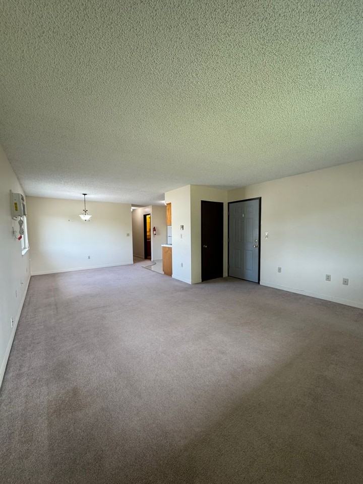 500 W 12th Ave - Photo 2 of 17