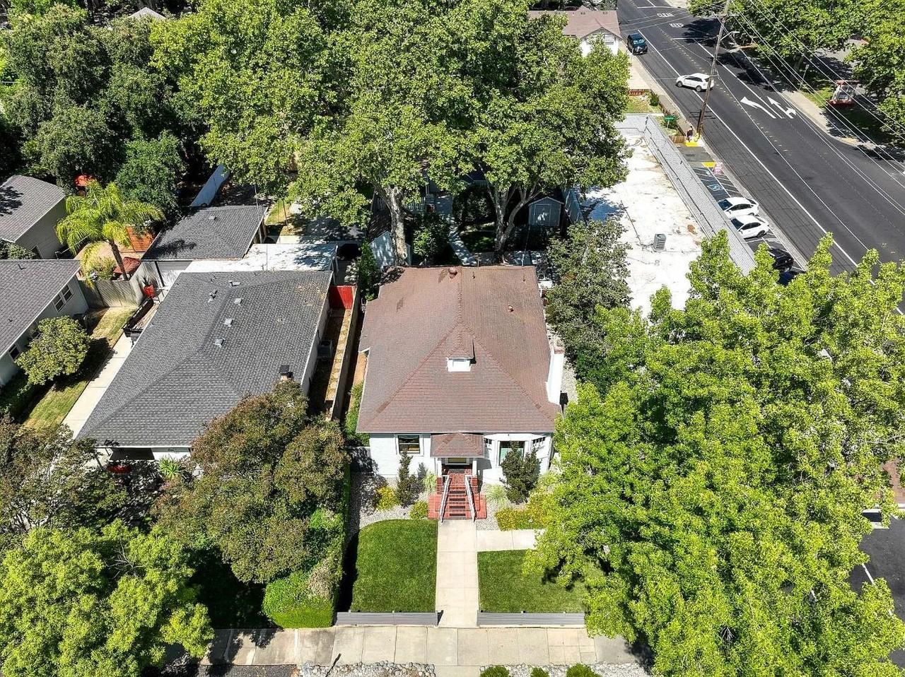 104 Earl Ave - Photo 6 of 40