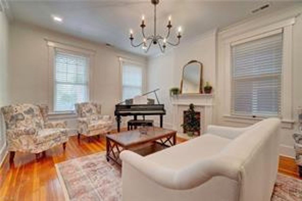 709 Redgate Ave - Photo 2 of 19