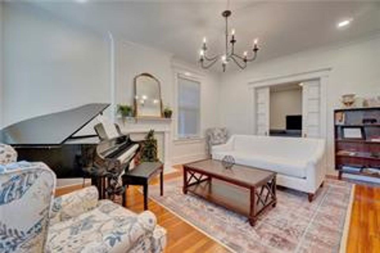 709 Redgate Ave - Photo 3 of 19