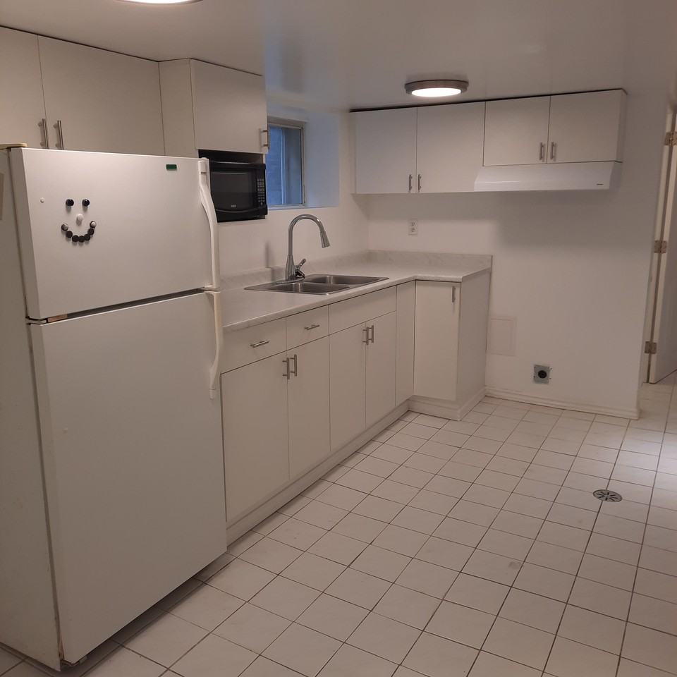 Danforth Ave & Coxwell Ave - Photo 6 of 16