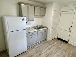 featured image of 138 7th St ##Unit
