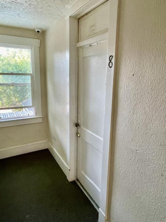 138 7th St - Photo 4 of 13