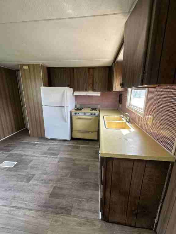 3489 W 100 S Lot 5 - Photo 2 of 4