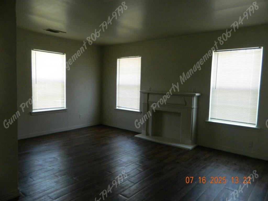 4319 33rd St - Photo 2 of 11