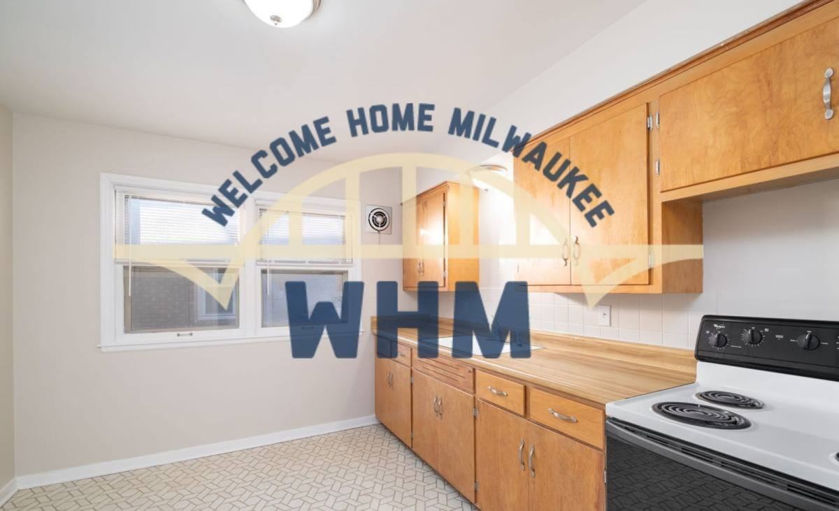 2643 N 63rd St - Photo 2 of 10