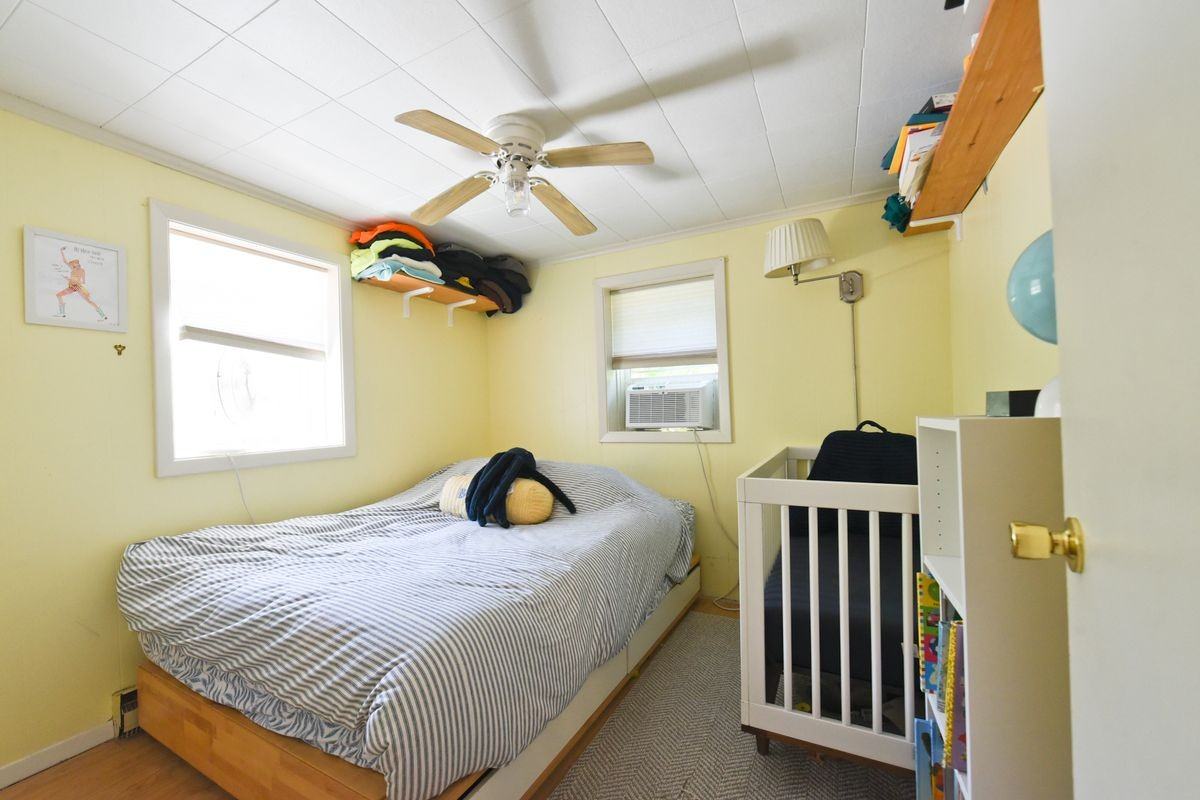 27 River Ave - Photo 3 of 10