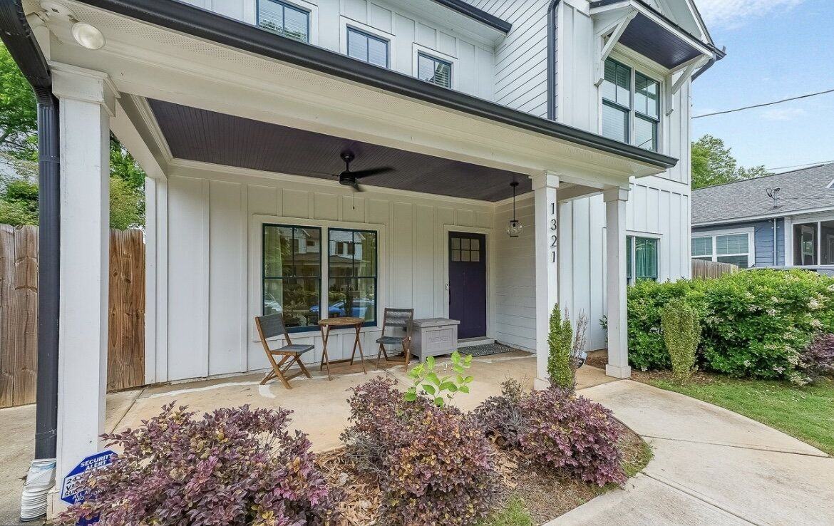 1321 Plaza Ave Sw - Photo 2 of 44