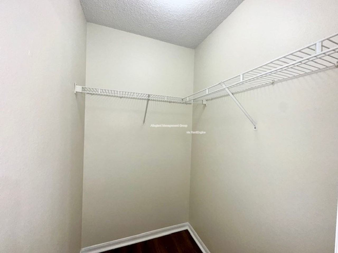 658 Mckinley Court - Photo 7 of 18