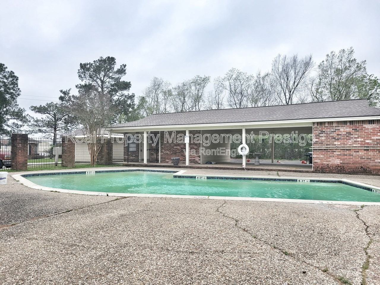 2501 Gulf Fwy #271
