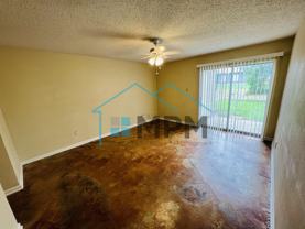 107 Jennifer Ln #D - Photo 1 of 1