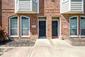 featured image of 1198 Jones St #1