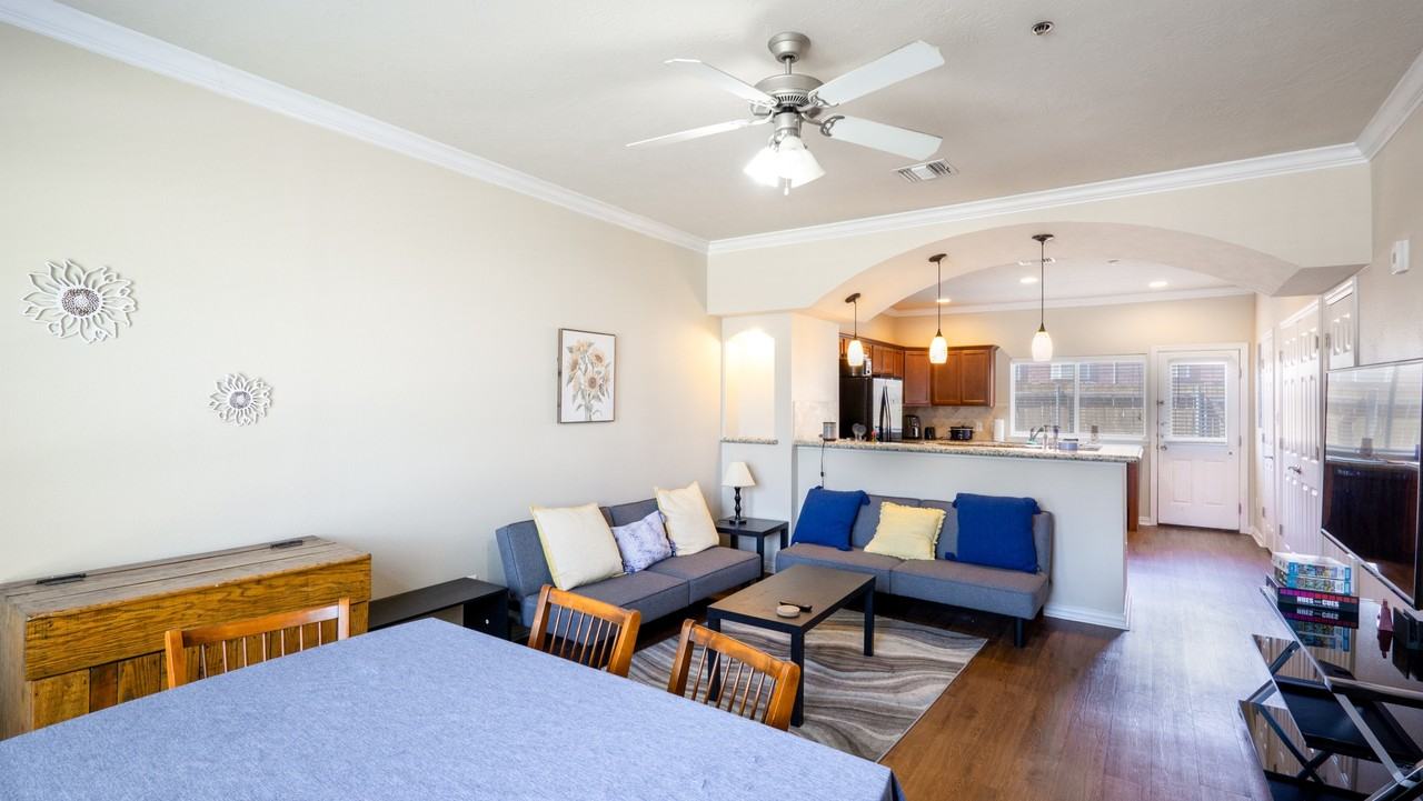 1198 Jones St #1 - Photo 2 of 18