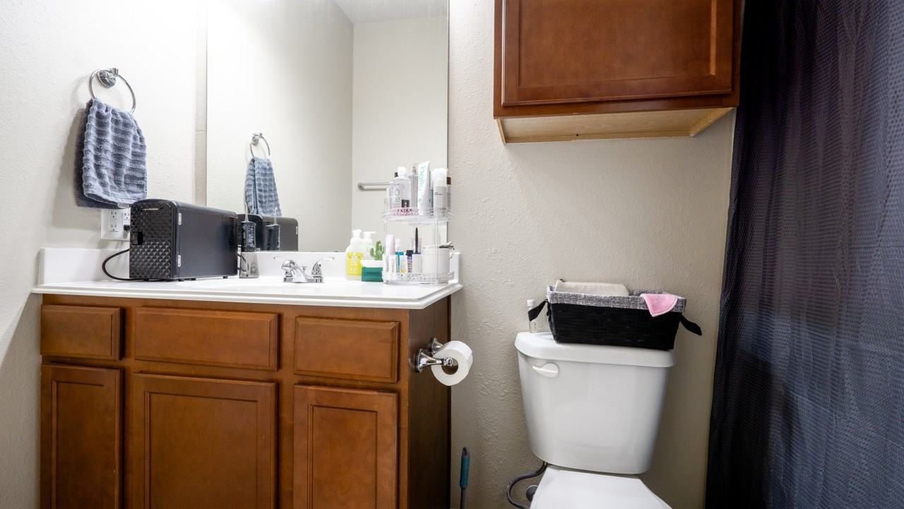 1198 Jones St #1 - Photo 6 of 18