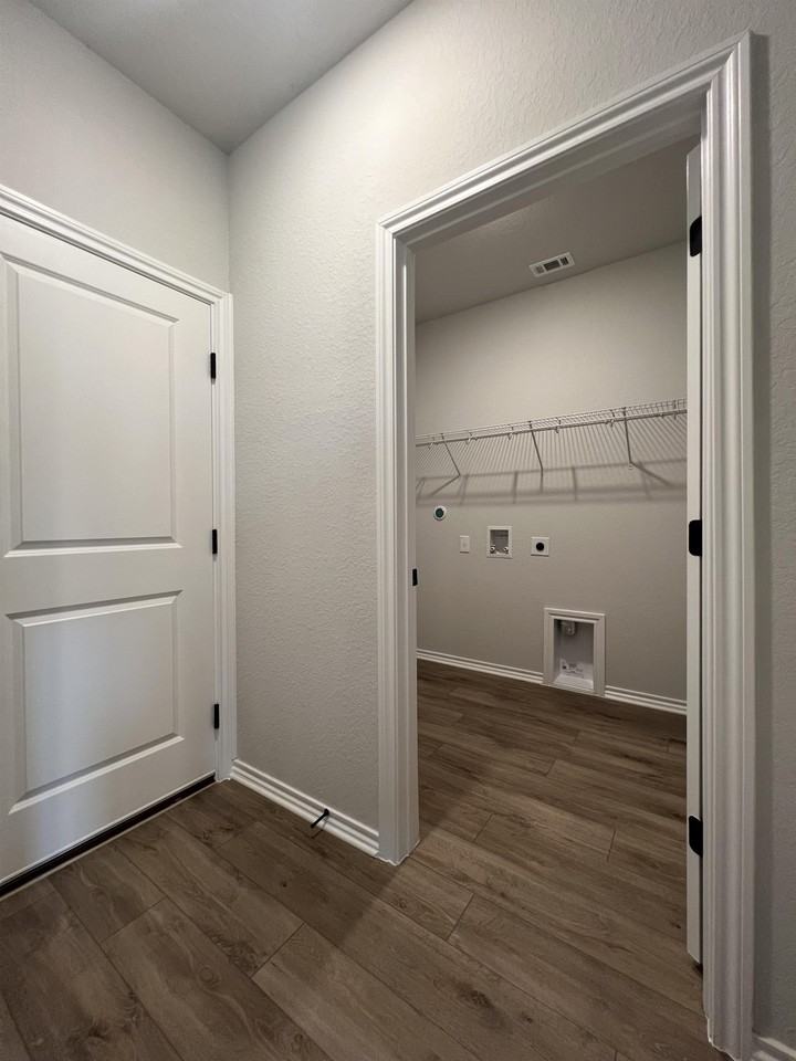 12647 Auriga - Photo 6 of 35