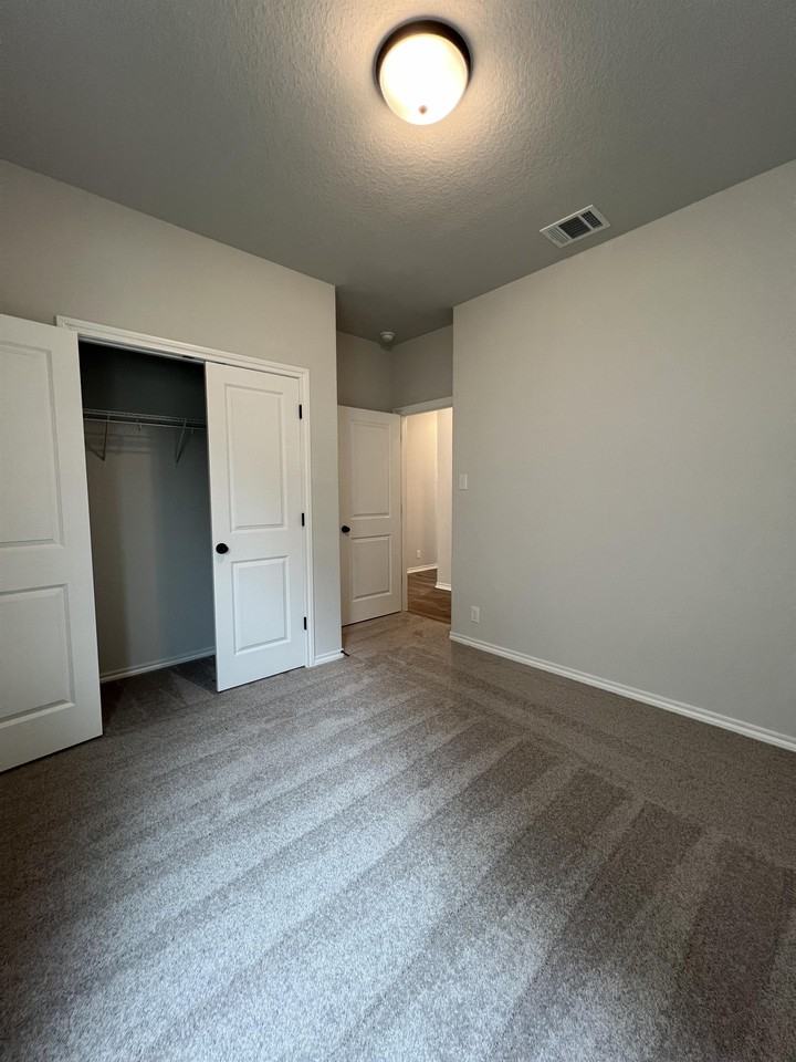 12647 Auriga - Photo 7 of 35