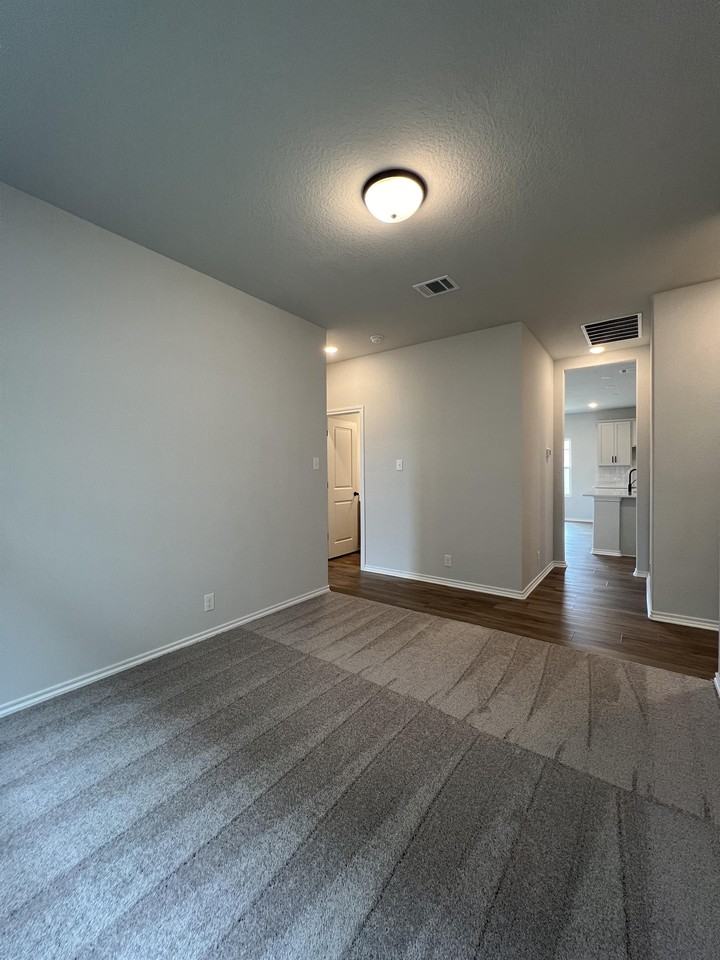 12647 Auriga - Photo 6 of 35