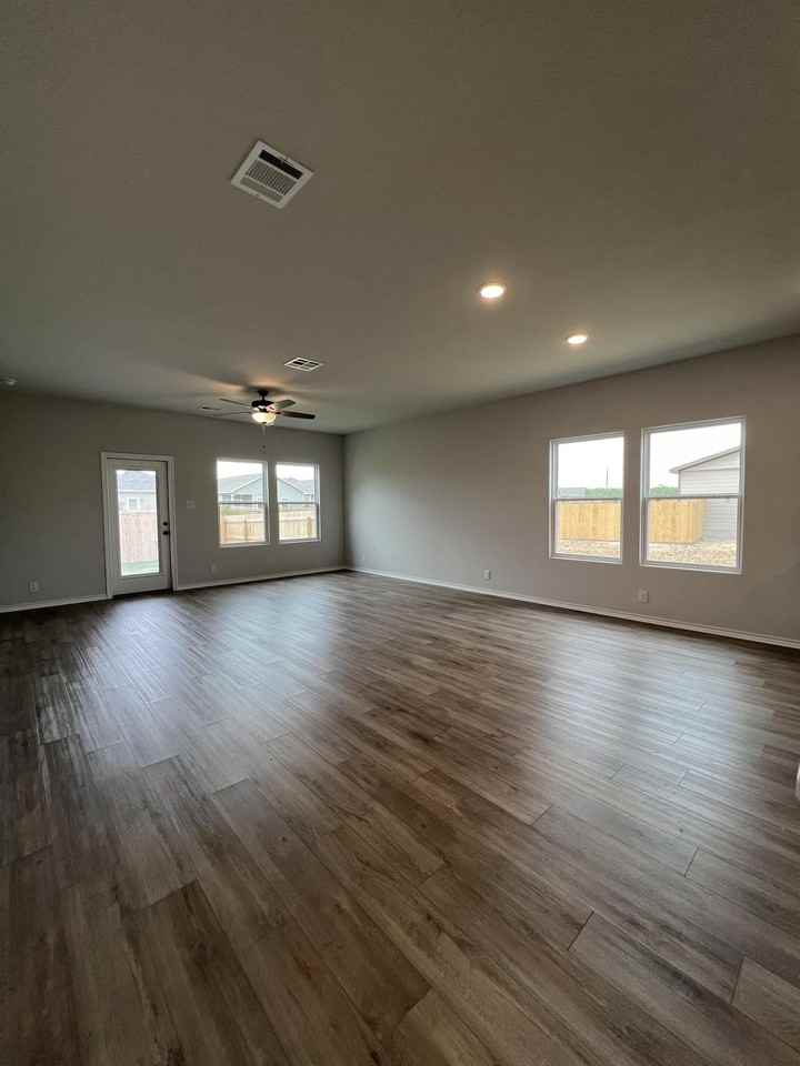 12647 Auriga - Photo 7 of 35