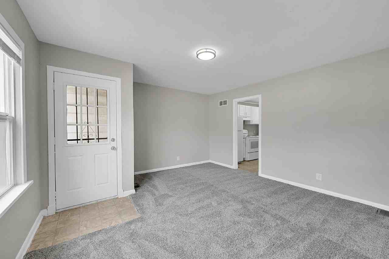 3614 S King St - Photo 2 of 23