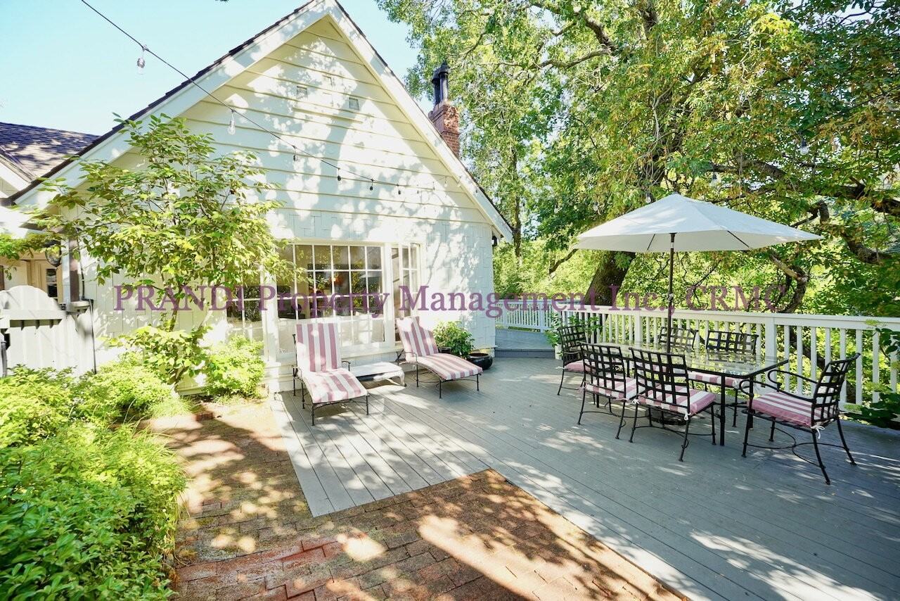 124 Prospect Ave - Photo 2 of 34