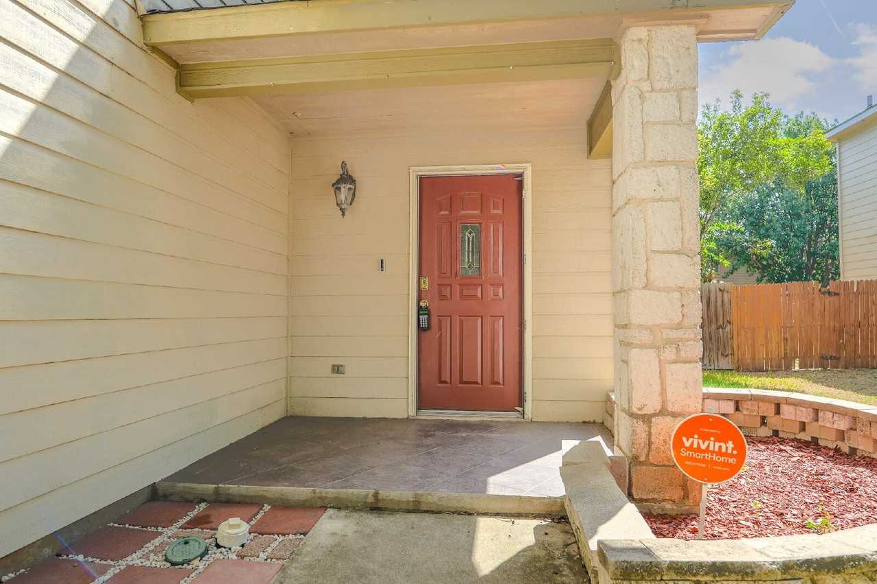 16414 Royal Horse - Photo 2 of 22