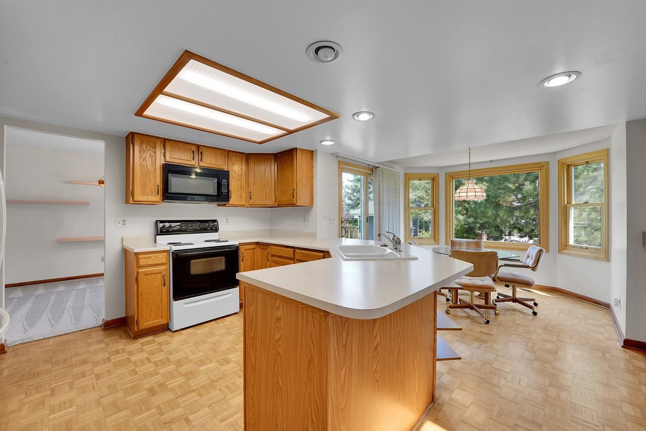 7 Boxwood - Photo 2 of 20