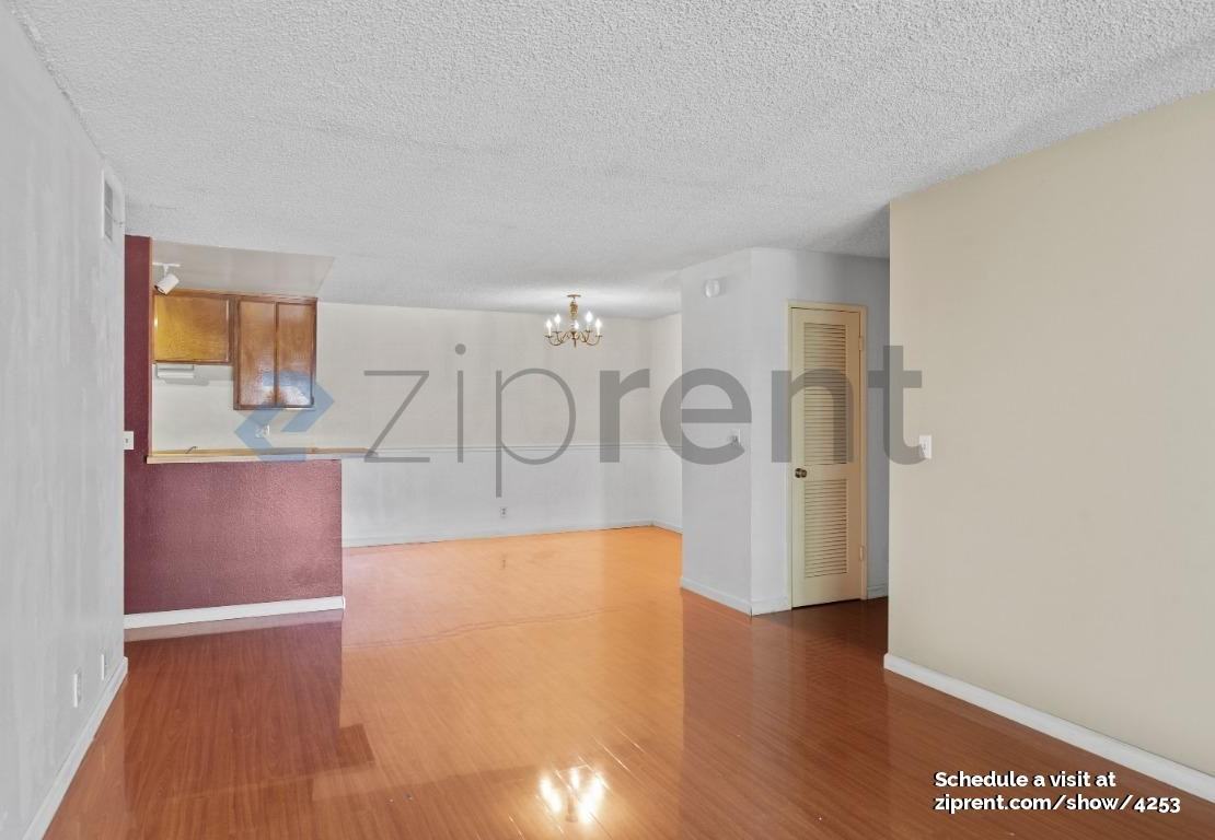 247 N Capitol Ave #234 - Photo 3 of 16