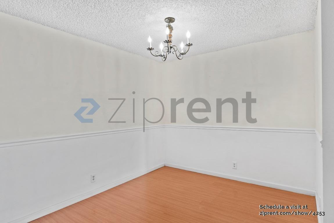 247 N Capitol Ave #234 - Photo 5 of 16
